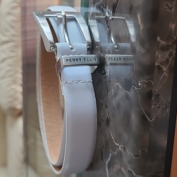 Perry Ellis leather belt - Picture 1 of 4